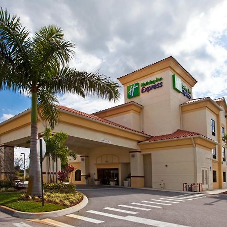 Holiday Inn Express Stuart By Ihg Palm City Buitenkant foto