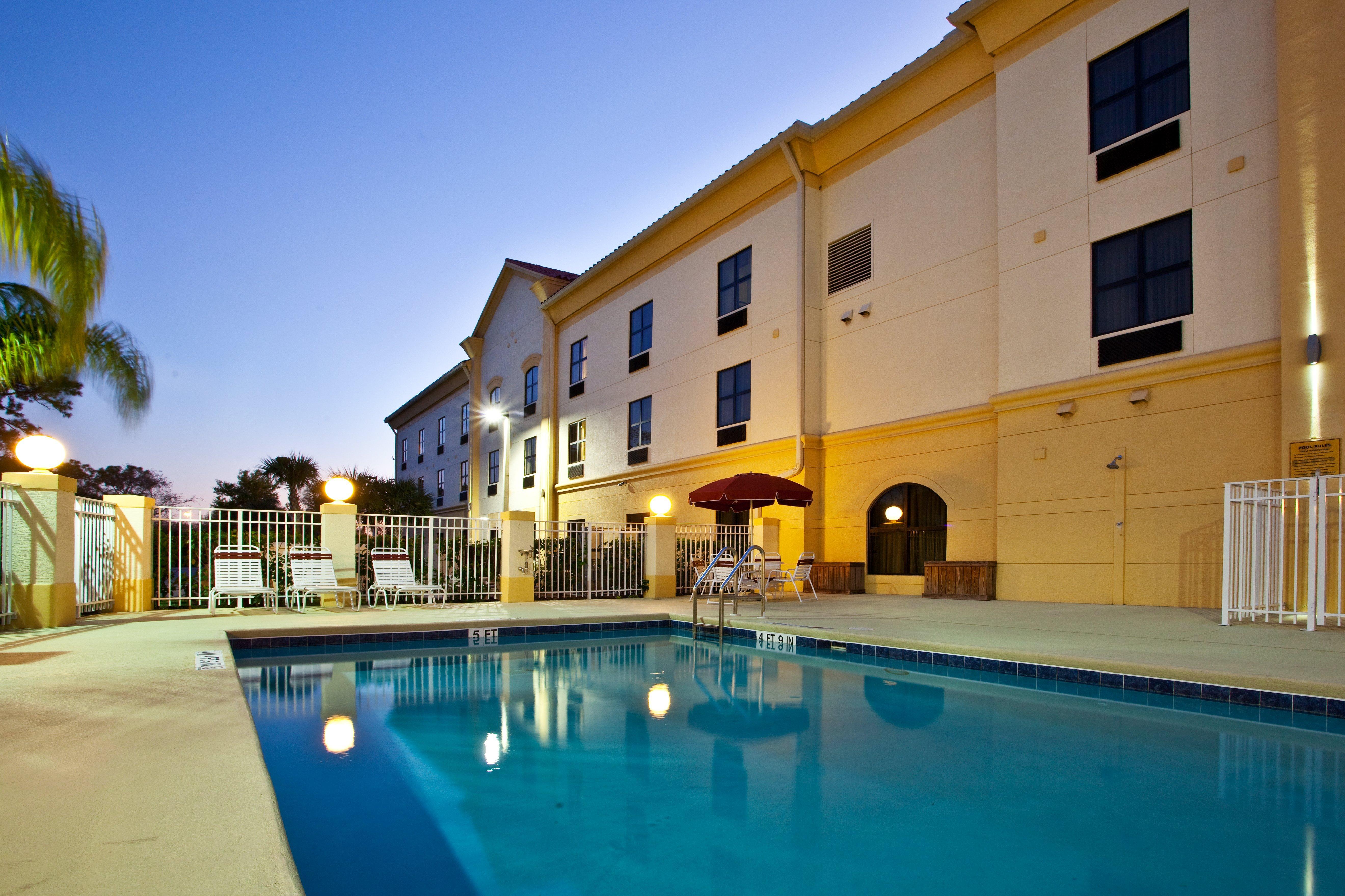 Holiday Inn Express Stuart By Ihg Palm City Buitenkant foto